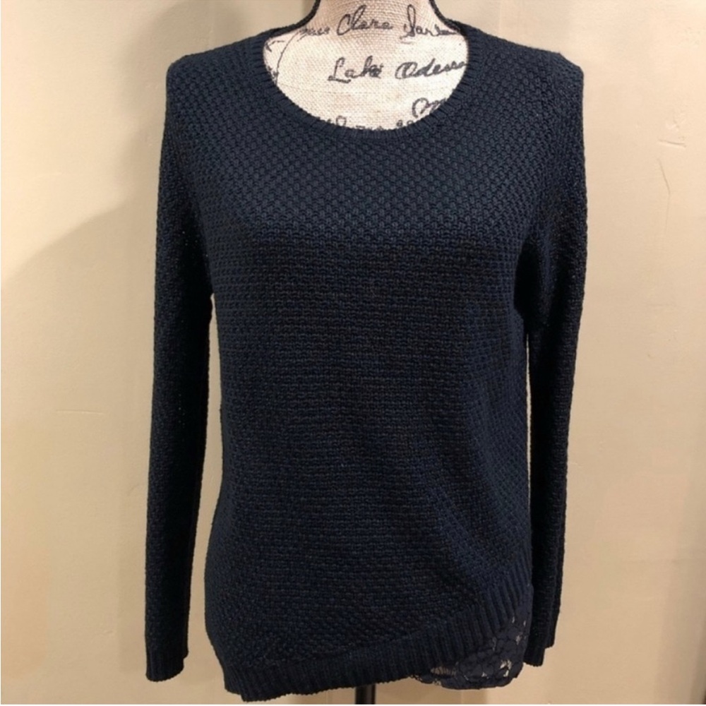 Truly Poppy Women’s Black Sweater